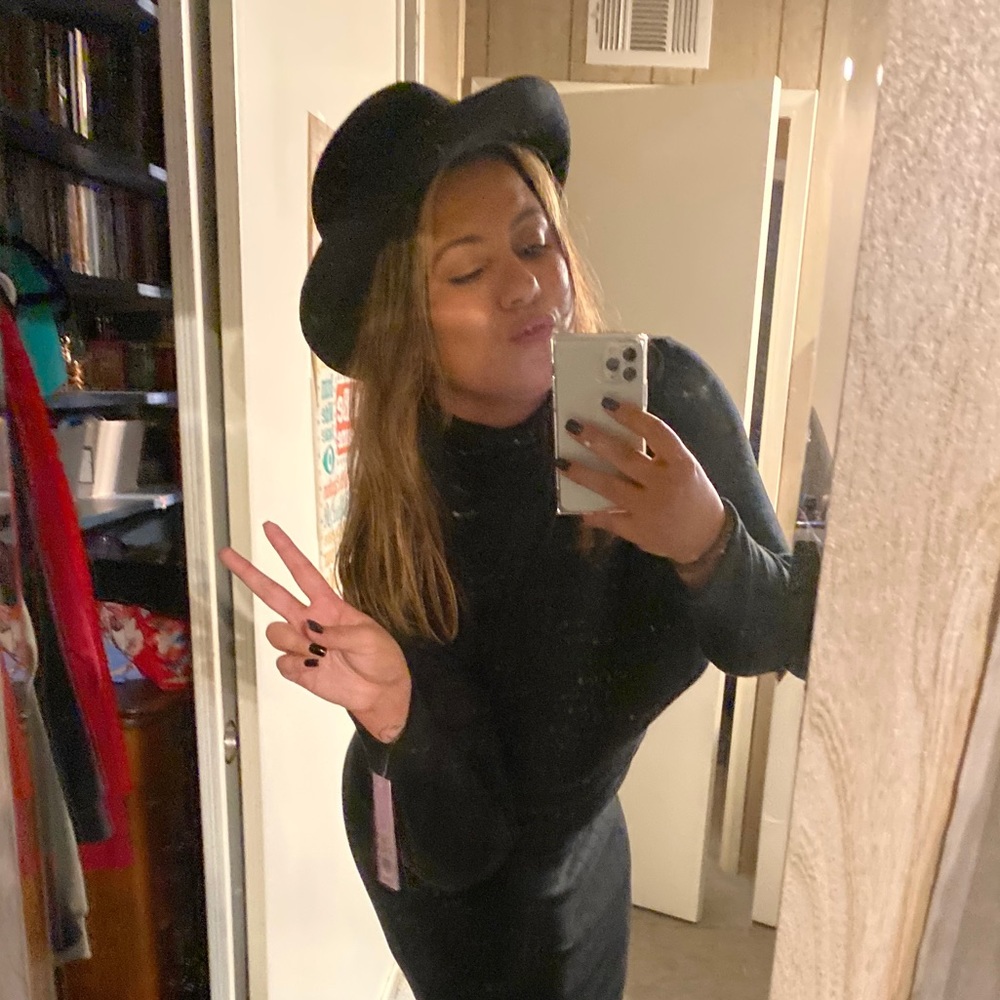 Meet your Posher, Brittany